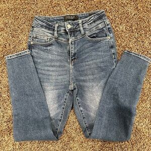 Judy Blue Washed Skinny Jeans in Blue Denim